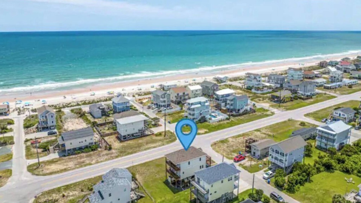 Ocean City Beach House | Serenity Seaside-4 Bedroom Ocean View house w/Elevator & Beach access 400' away!