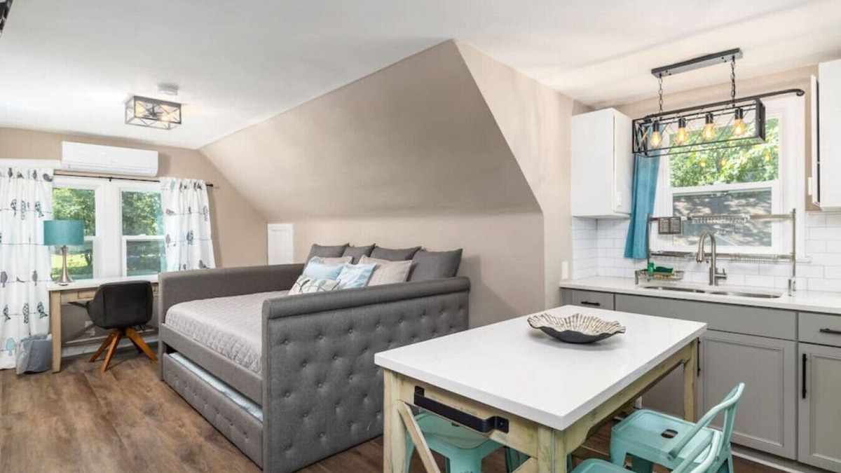 High Point House | Serenity Studio · Adorable & Spacious Studio with Full Kitchen
