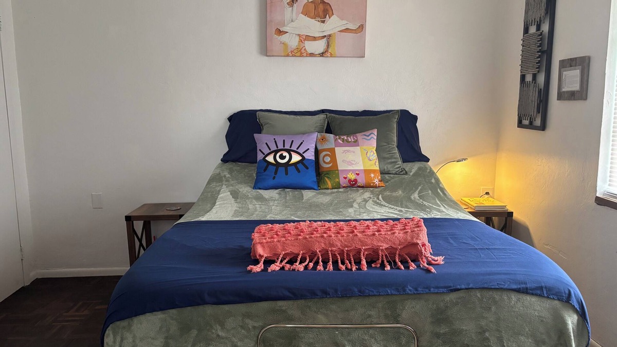 Fort Myers Shores House | Serenity Suite - Pet friendly