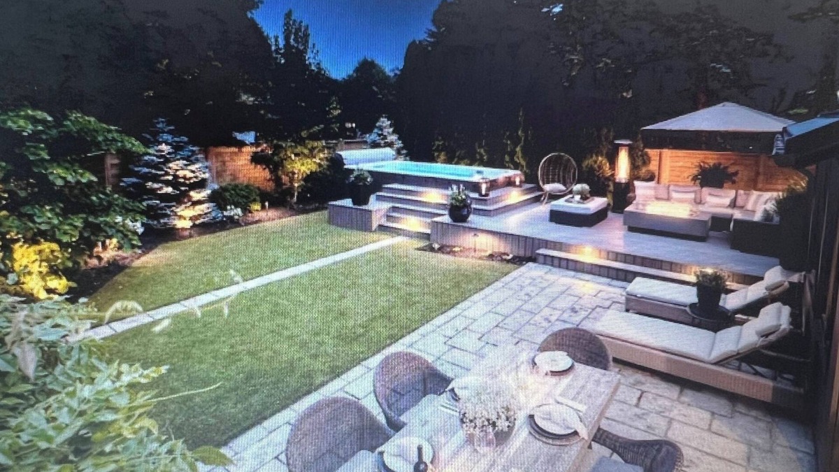 Historic Old Town House | Serenity VillanLuxury in Historic Old Townn17’ Spa Pooln15 min from The Falls!