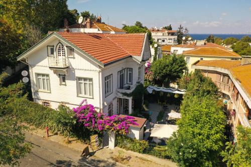 Adalar Hotel | Serguzest Otel