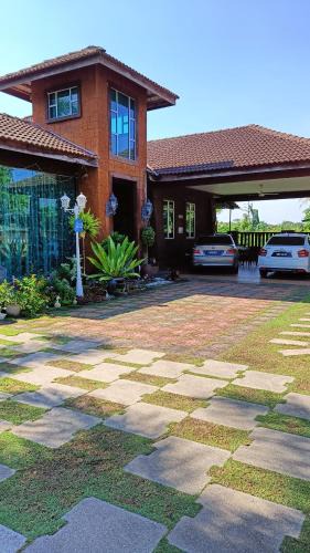 Ganding House | Seri Tanjung Homestay