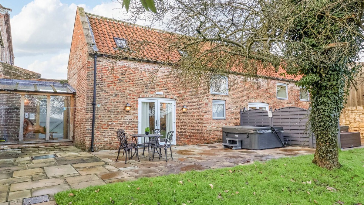 Ryther Cottage | SERVANT'S QUARTERS, character holiday cottage in Tadcaster