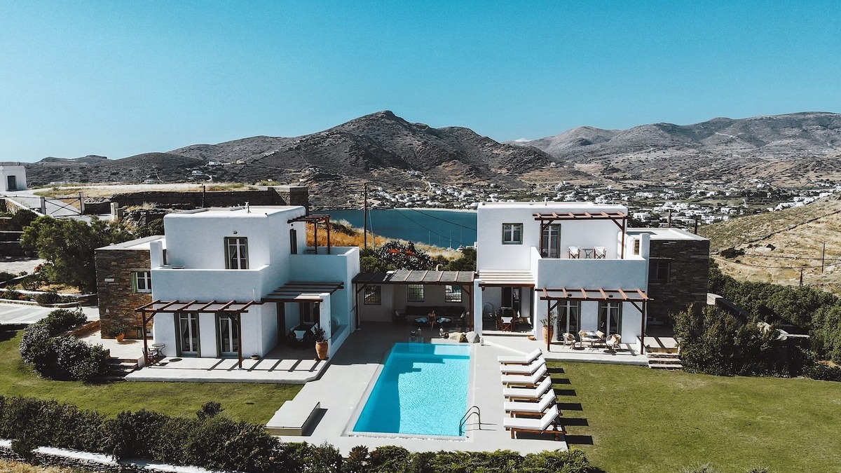 Ios Villa | Serviced Twin Villas l Sea Views l Valmas Beach
