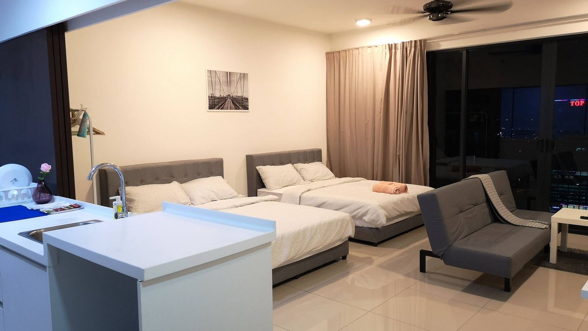 Shah Alam Apartment | Setia City Convention Center Trefoil Studio for 4 Pax