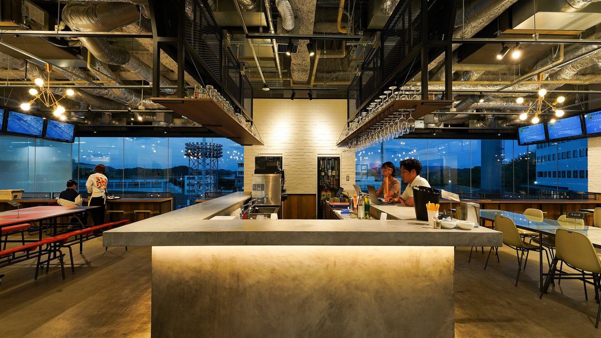 Tamano Hotel | SETOUCHI KEIRIN HOTEL 10 by Onko Chishin