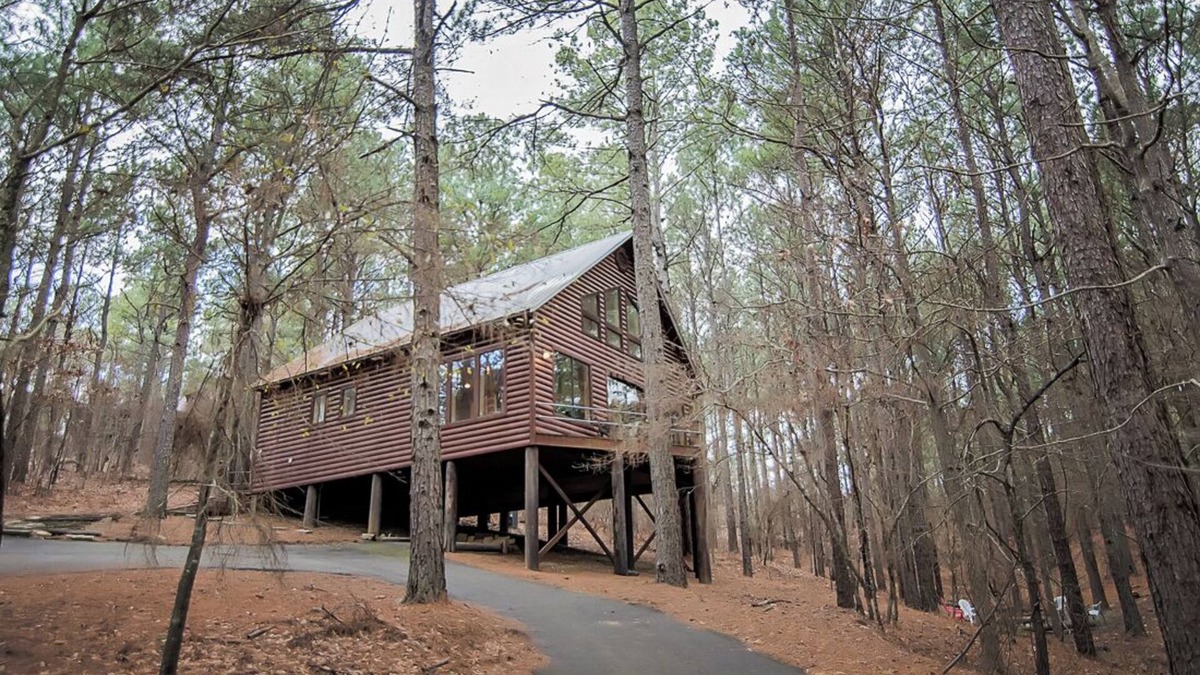 Broken Bow Cabin | Seven Eagles- Broken Bow/Hochatown- 2bd