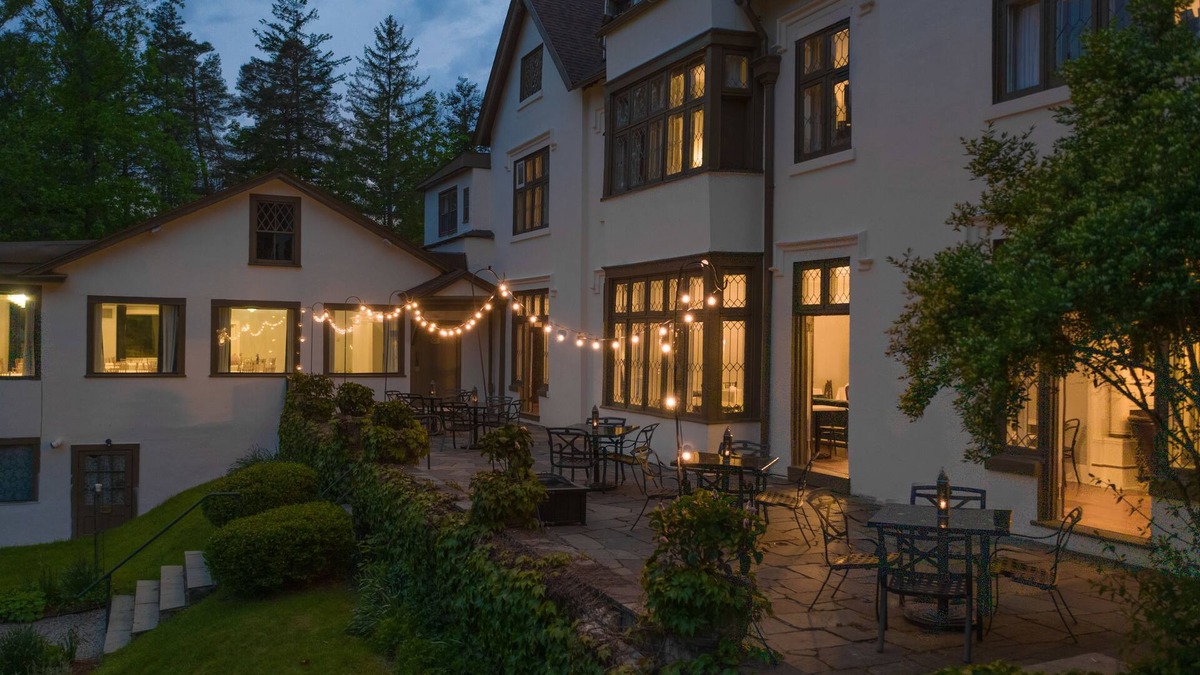 Lenox Hotel | Seven Hills Inn