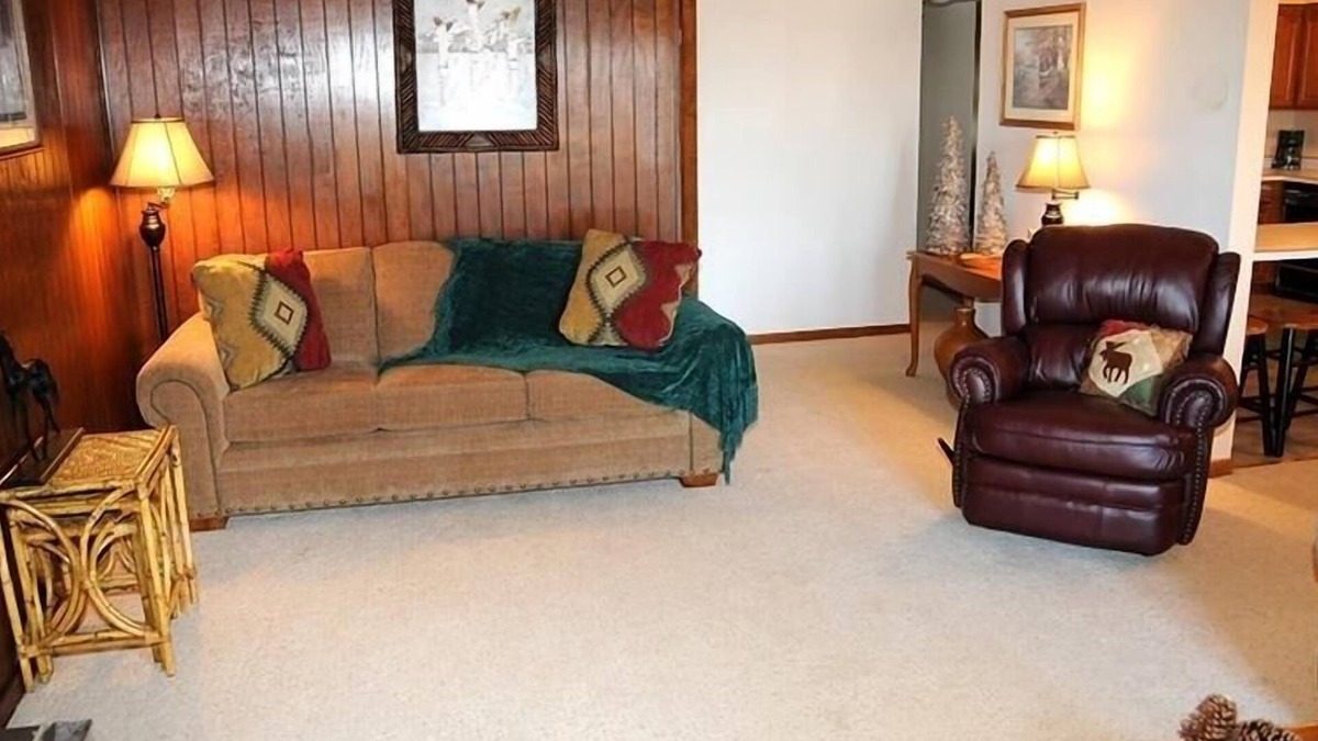 Seven Springs Condo | Seven Springs 2 Bedroom Standard Condo, Sleeps 10! by RedAwning