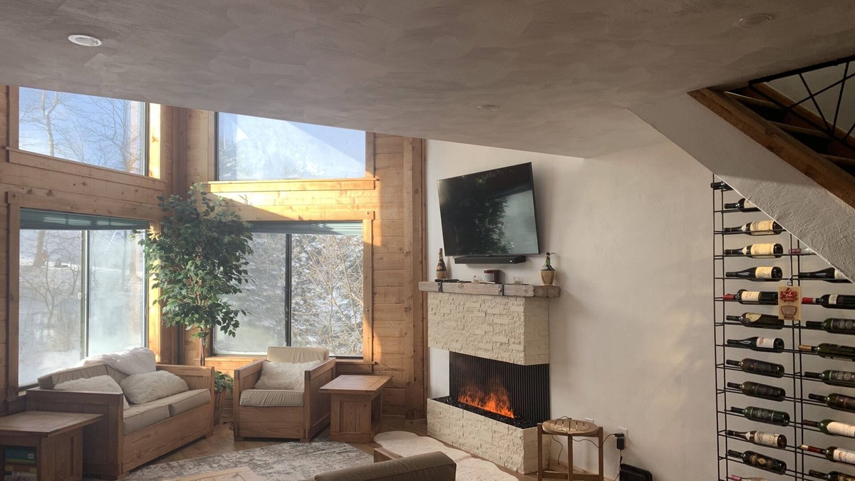 Seven Springs Condo | Seven Springs ski in/out loft