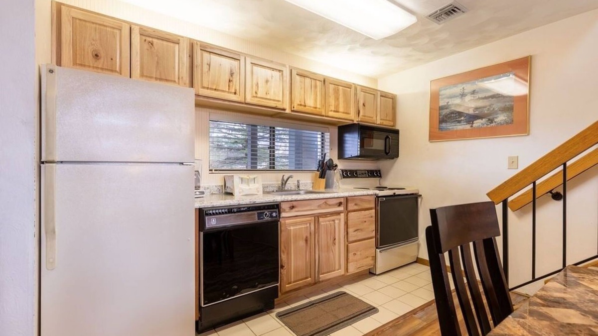 Seven Springs Condo | Seven Springs Stoneridge 3 BR + Loft Standard Condo, Pet Friendly! by RedAwning - Save 10% on 3 Nights, 15% on 5 Nights!