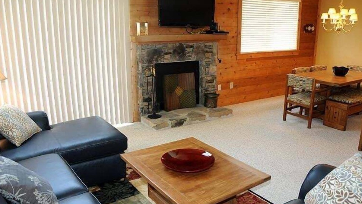 Seven Springs Condo | Seven Springs Sunridge 3 Bedroom Standard Condo, Pet Friendly! by RedAwning
