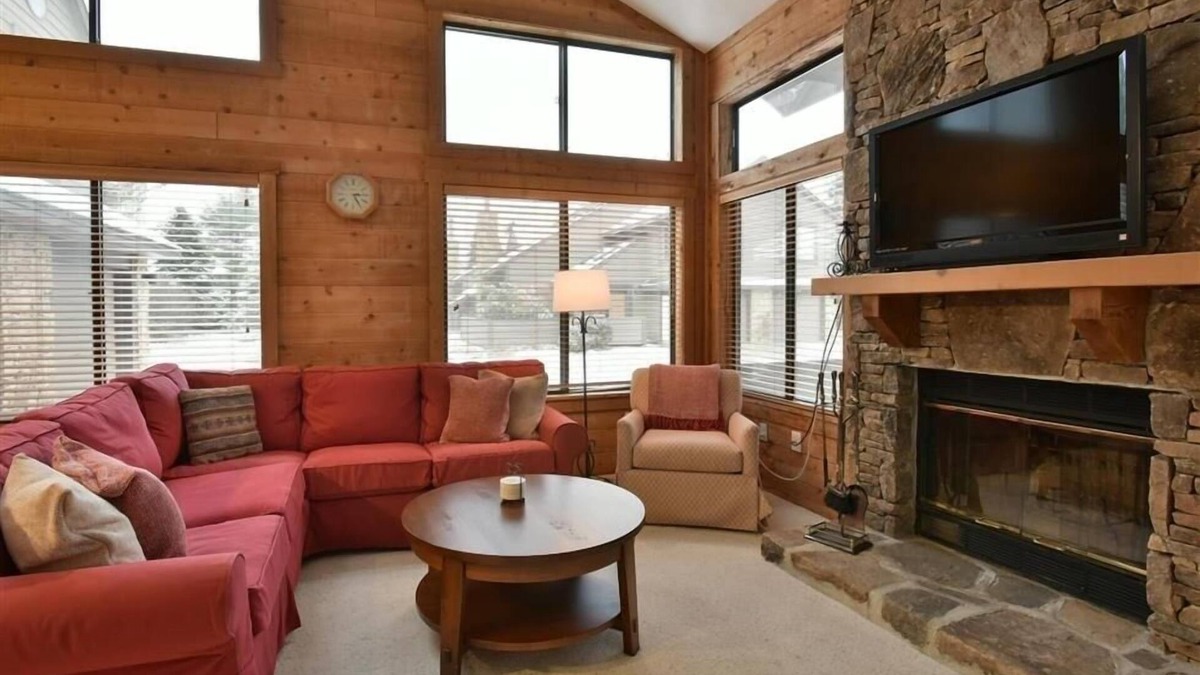 Seven Springs Condo | Seven Springs Sunridge 3 Bedroom Standard Condo, Sleep 10! by RedAwning