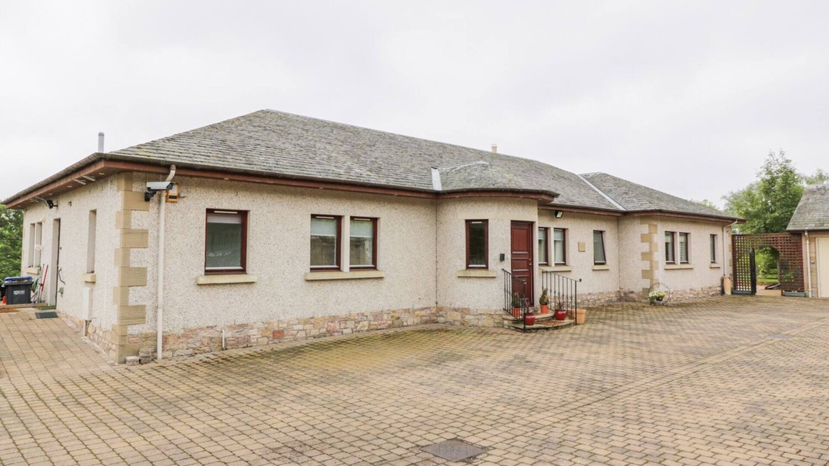 Kelso Cottage | SEVENACRES, family friendly, country holiday cottage in Kelso