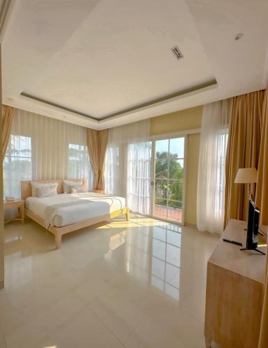Mungkid Hotel | Sevilla Resort Magelang