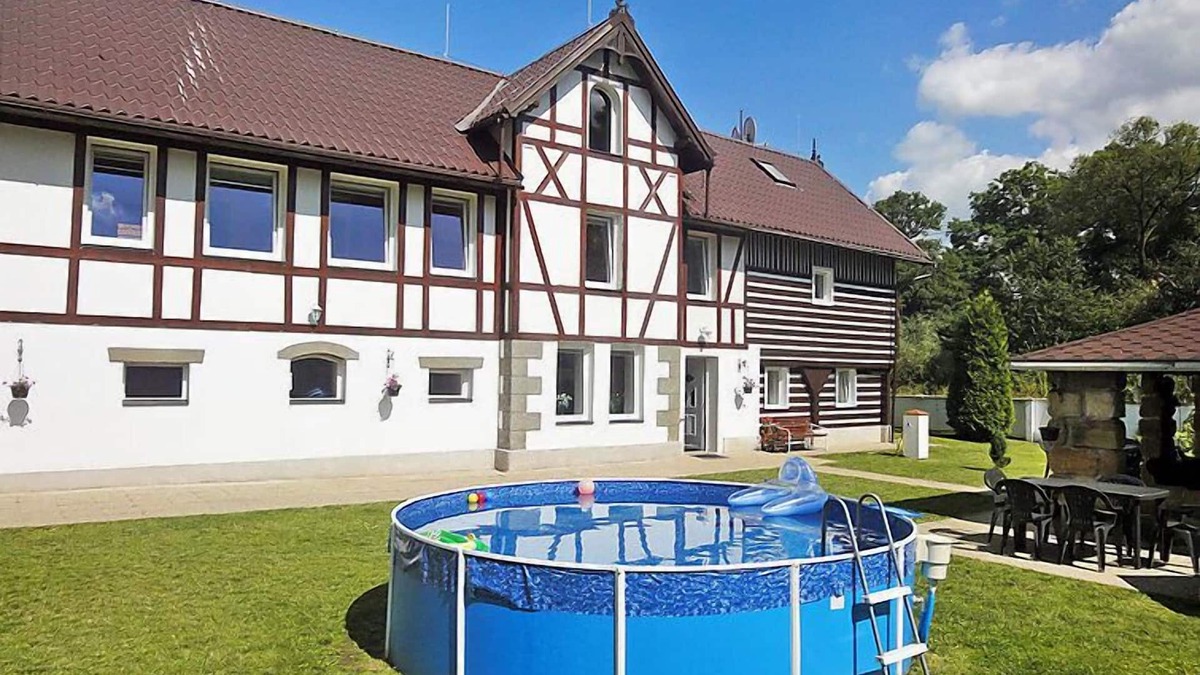 Kravare House | Sezímky by Interhome