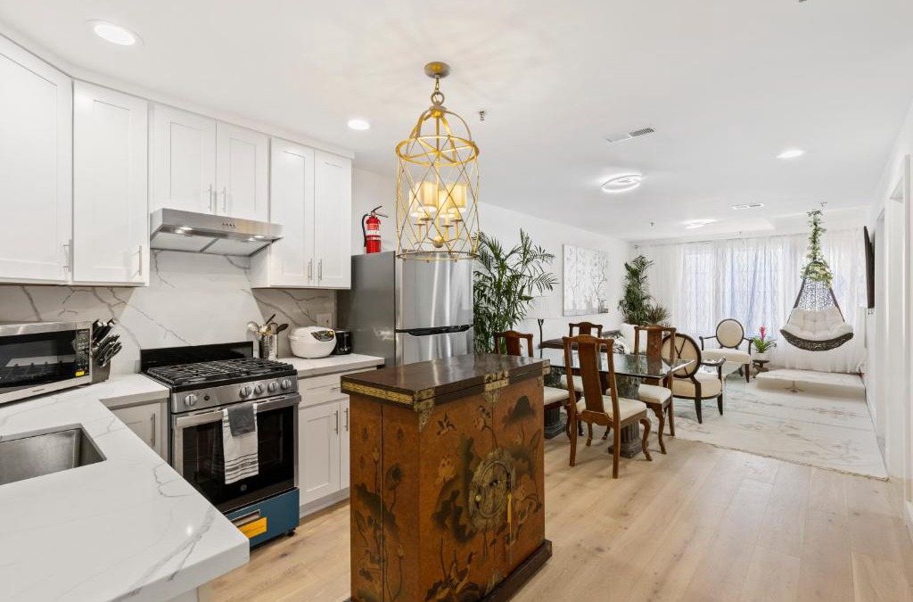 Inner Richmond Apartment | SF Newly Remodeled Charming 2bd With 100% Walking Score