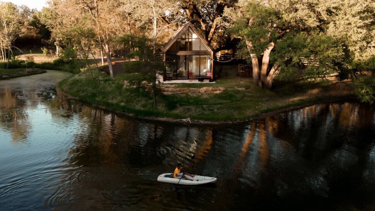 Lacy-Lakeview Cabin | Shadow Bend at Live Oak Lake | Modern Cabin