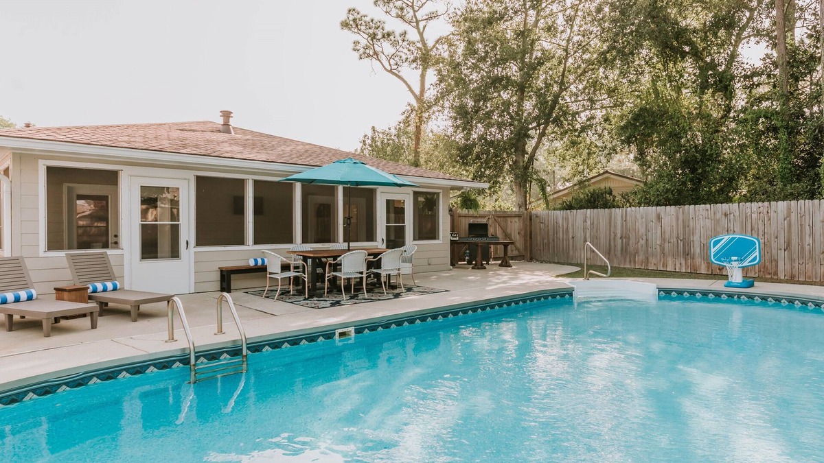 Ocean Springs House | Shadowlawn: Spacious four bedroom - three bath w/pool in golf cart district!