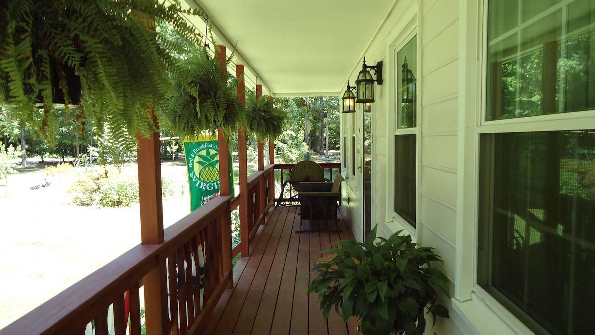 Hanover Bed & Breakfast | Shady Acres Bed and Breakfast
