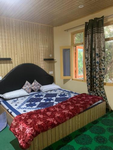 Gund House | Shahjee lodge