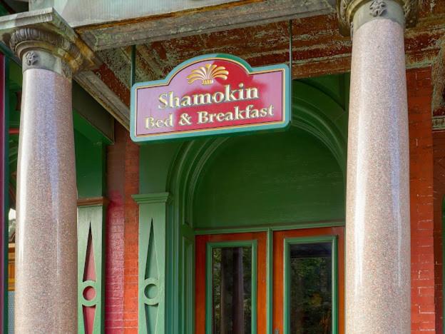 Ranshaw House | Shamokin Bed and Breakfast