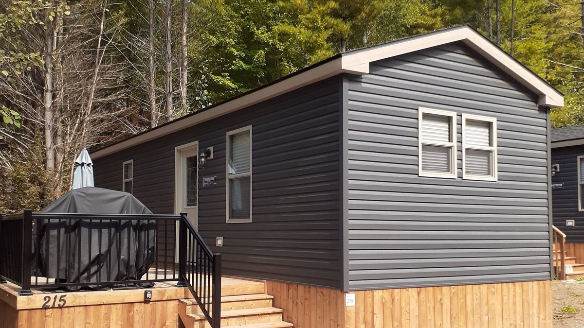Washago House | Shamrock Bay Resort Cottage