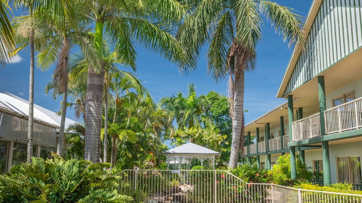 West Mackay Hotel | Shamrock Gardens Motel