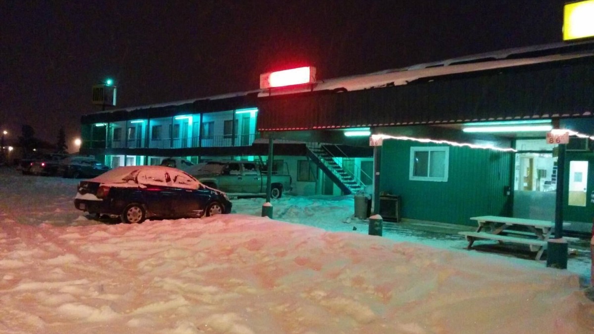 Valleyview Hotel | Shamrock Motel