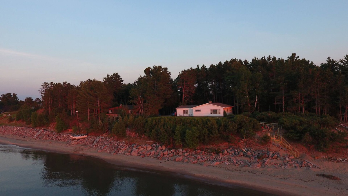 Upper Peninsula Michigan House | Shangri-La on Lake Superior - Incredible Lake Views, Pure White Sand Beach