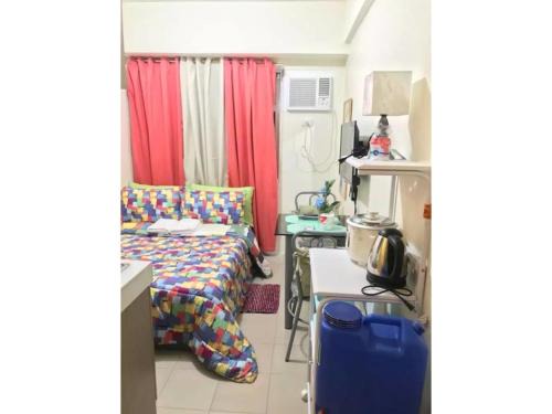 Highway Hills Apartment | Shanilyn Residency Urban Deca Towers EDSA Mandaluyong,UNLIMITED INTERNET AND NETFLIX