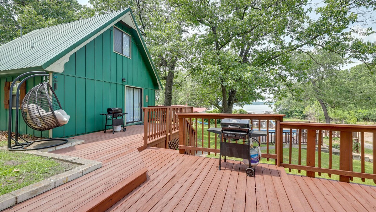 Grove House | Shared Boat Dock: Lakefront Grove Getaway!