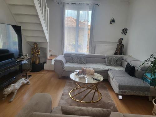 Petit-Colombes House | Sharmila