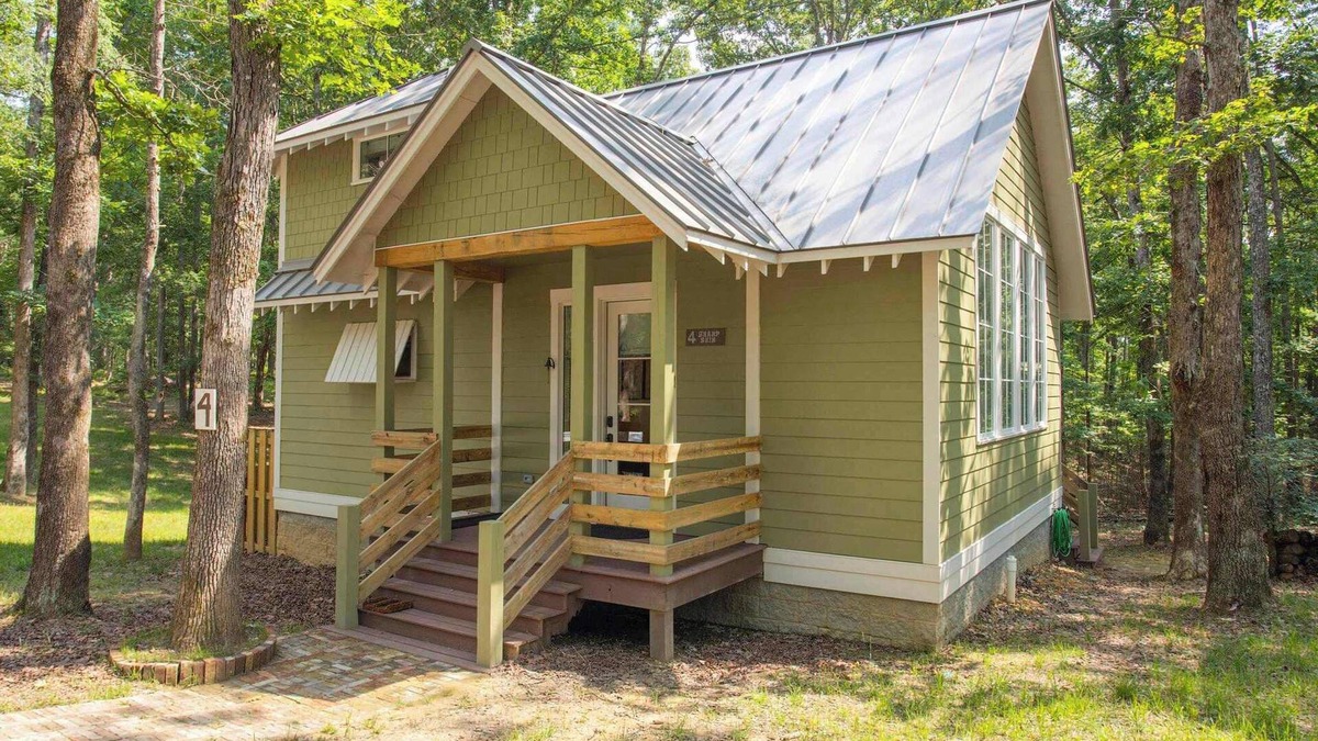 McEwen House | Sharp Shin at Buckhorn Hollow