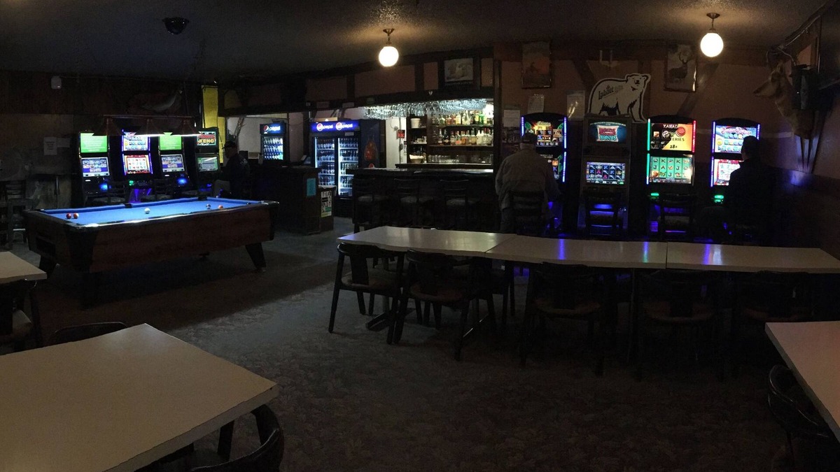 Ashern Hotel | Sharptail Motor