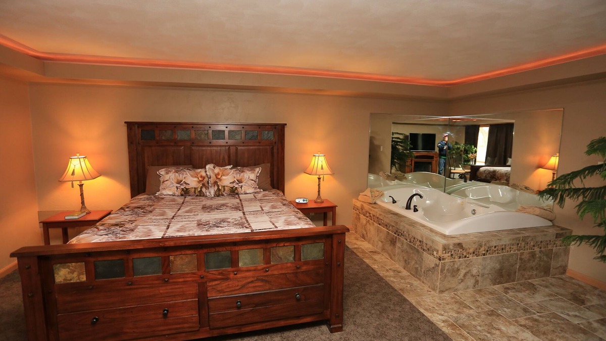 Shawano Resort | Shawano Four Seasons Hotel