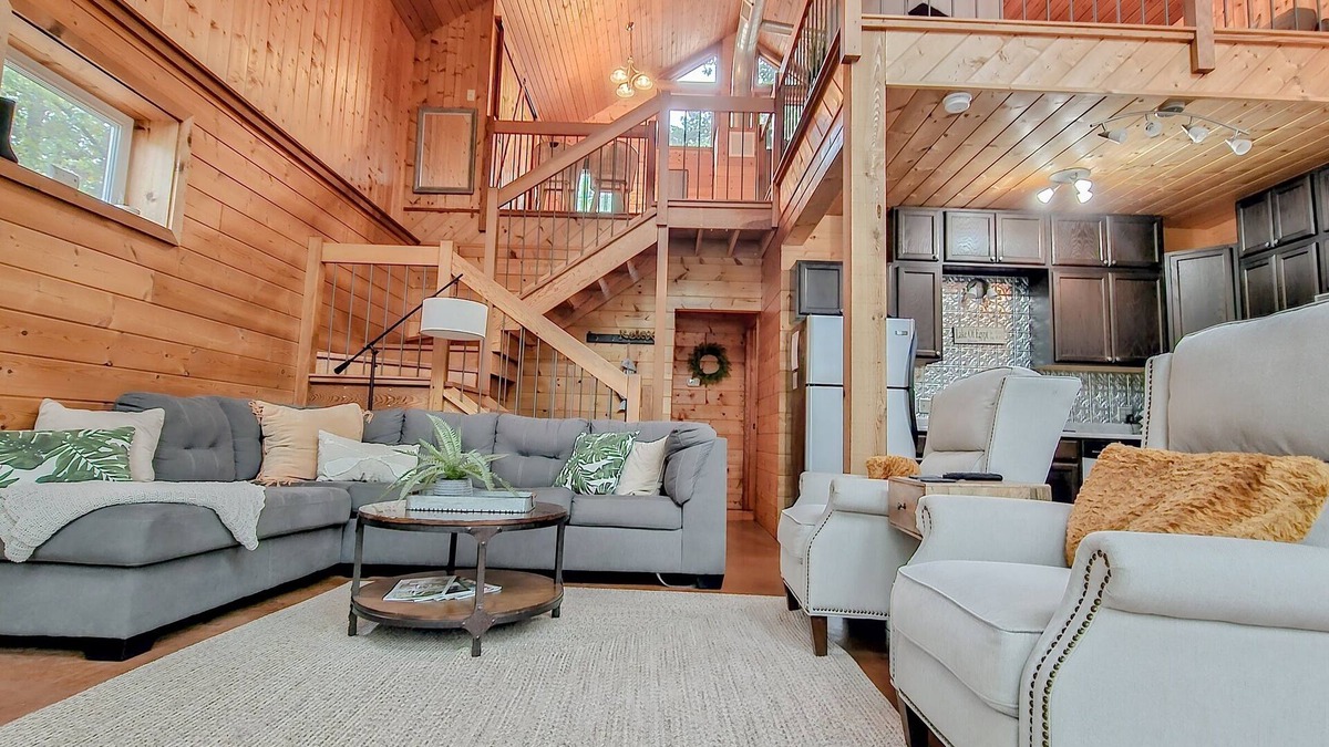 Ozark House | Shawnee Overlook - Lakefront Retreat on Lake Egypt