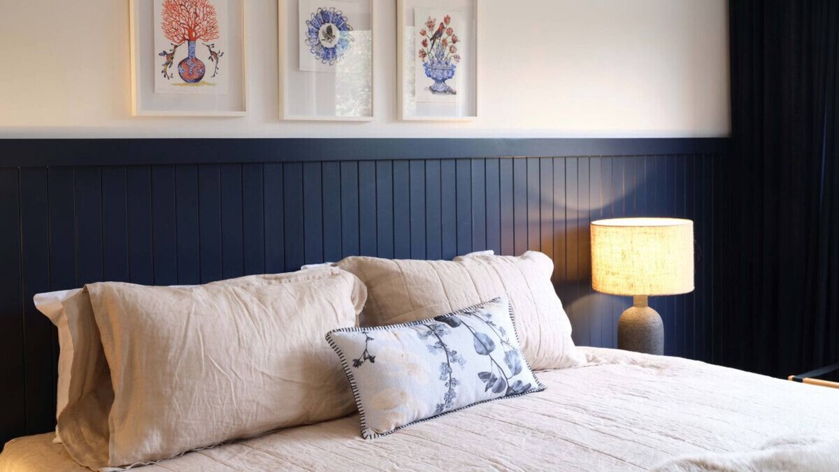 Bombira Villa | Shawwood Cellar Door Luxury Mudgee Farm Accommodation, Sweeping Views, Spectacular Sunsets