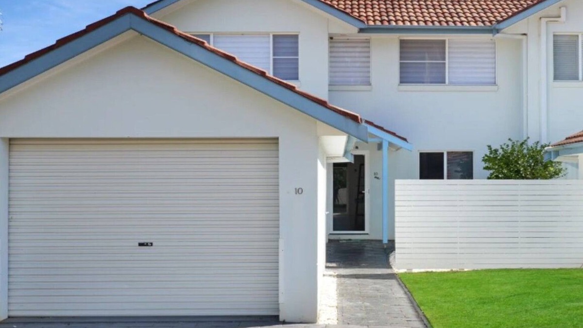 Korora House | Shearwater Nest - A Coastal Haven for Relaxation!