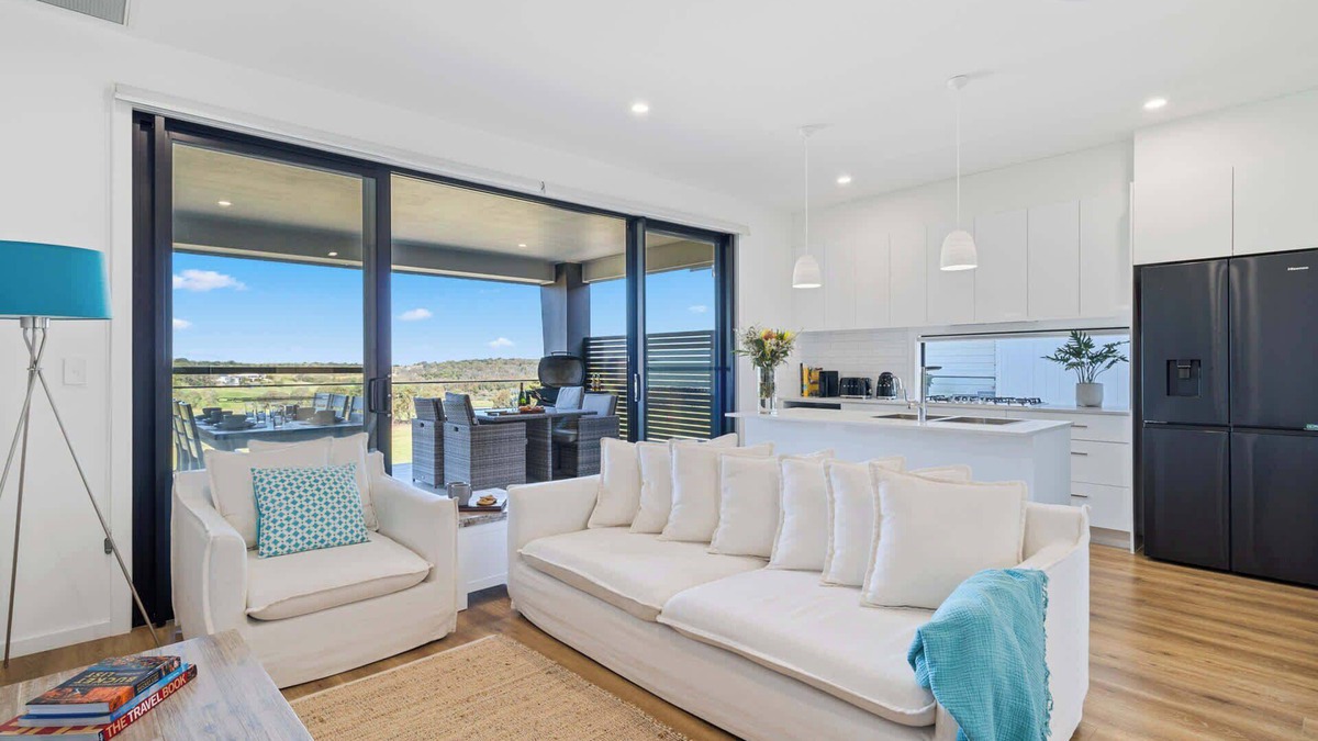 Shell Cove Apartment | Shell Cove Serenity by Links Golf Course & Marina