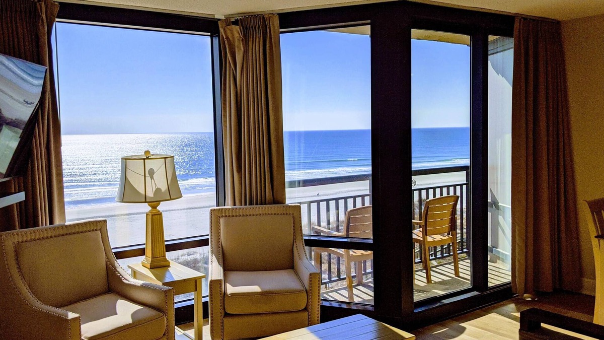Shell Island Resort | Shell Island Resort - All Oceanfront Suites