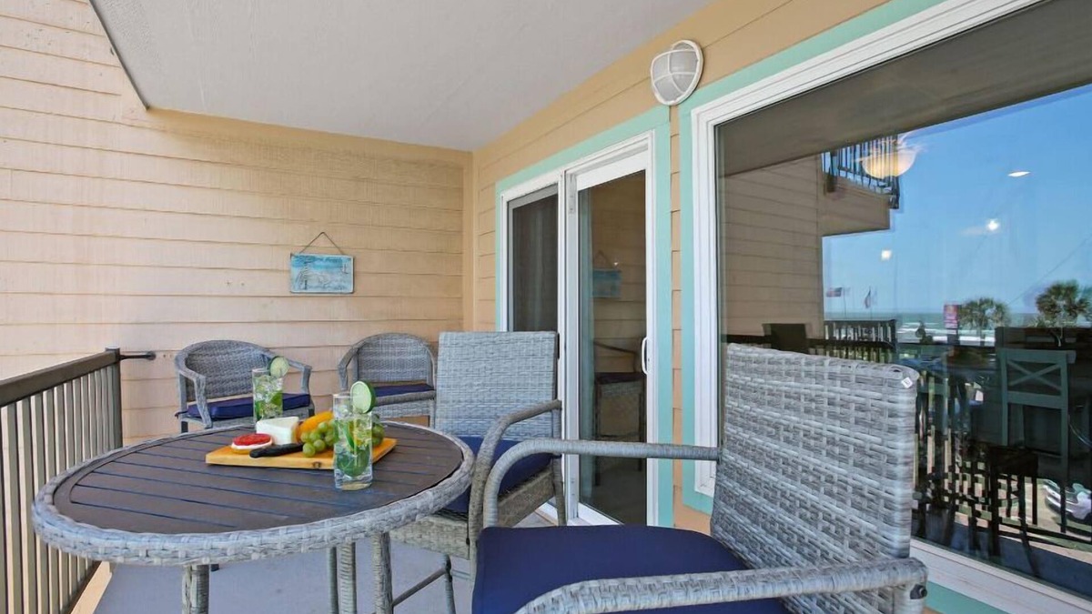 Galveston Condo | Shell We Dance! Updated, Stylish Condo with Beach View, Resort Pool and Hot Tub!