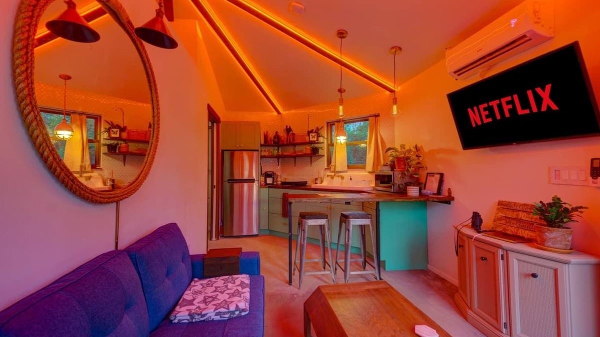 Sarasota House | @ShellmateIsland⭒Tiny House⭒ISLAND Home⭒Free Bikes⭒Kayaks⭒Fruit Trees!