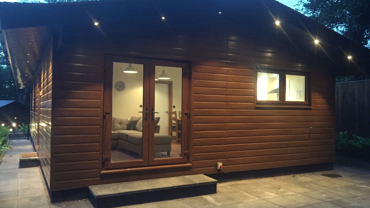 Congleton Cabin | Shellow Lane Lodges