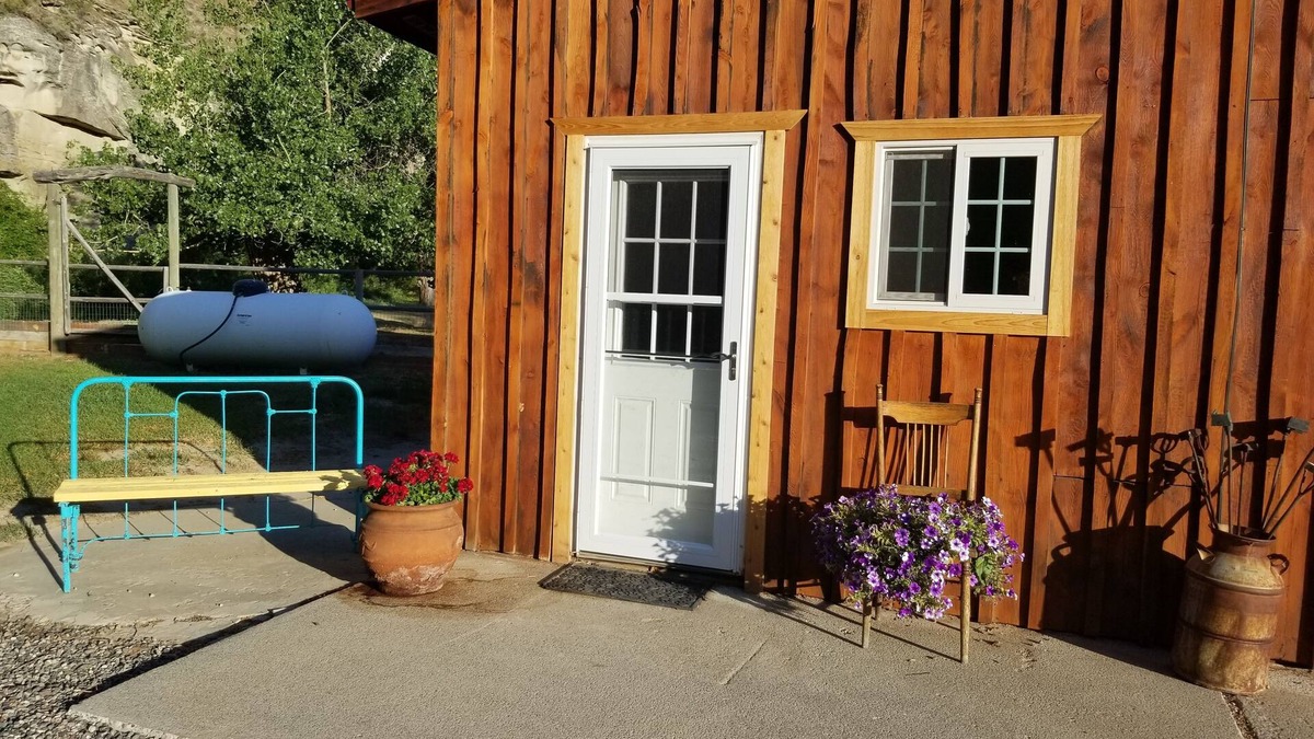 Yellowstone County Other | Sheltered Nook Bunk 'n Board