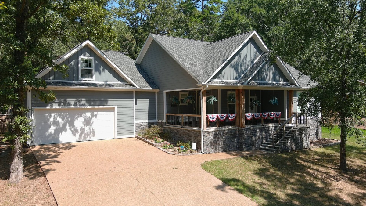 Eden Isle House | SheNANAgans – Family-Friendly Home in Eden Isle near Greers Ferry Lake