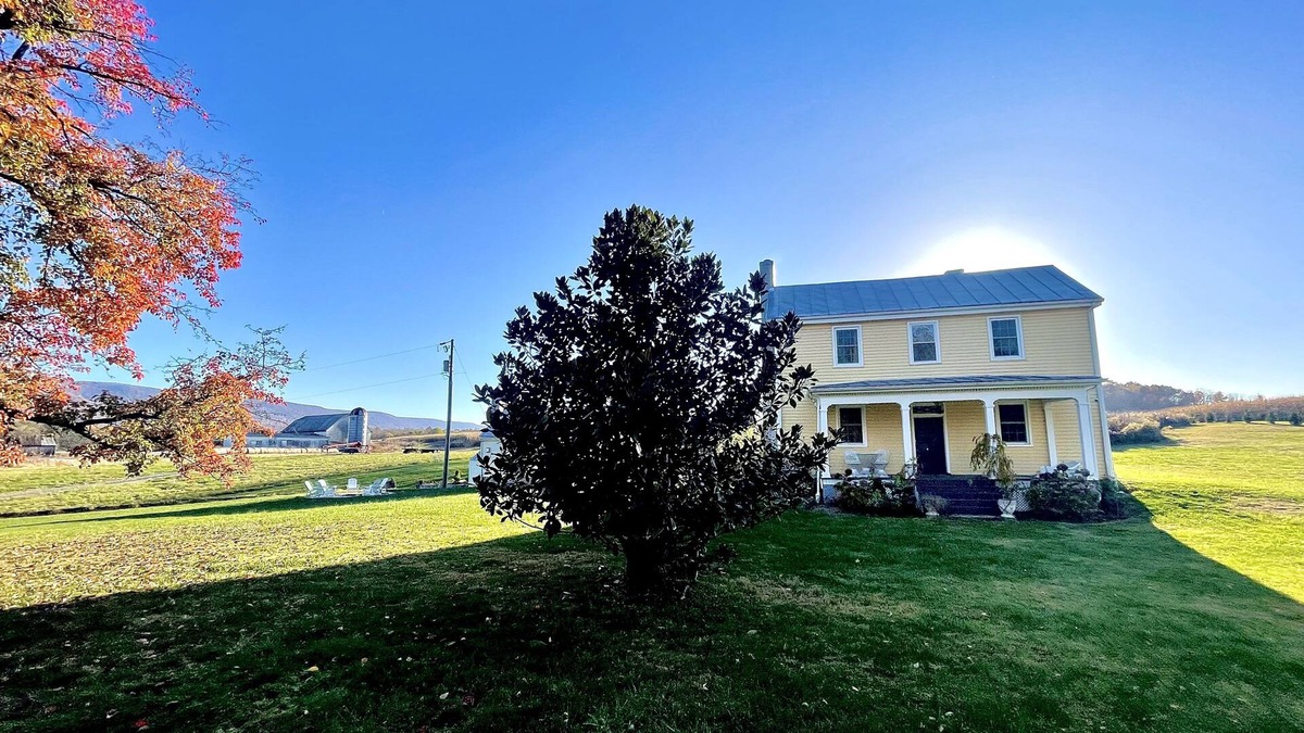 Edinburg Other | Shenandoah Farmhouse on the River with Sweeping Mountain Views. Pet Friendly.