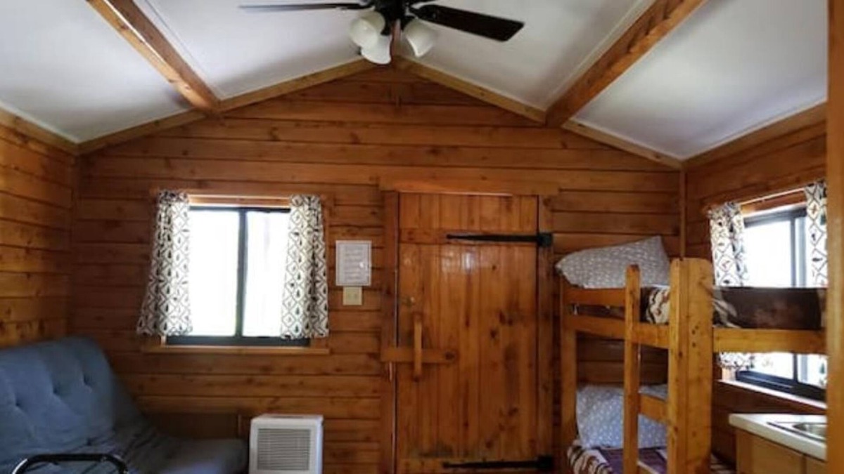 Jones Mills Cabin | Shenandoah I Ski Camp in The Laurel Highlands.