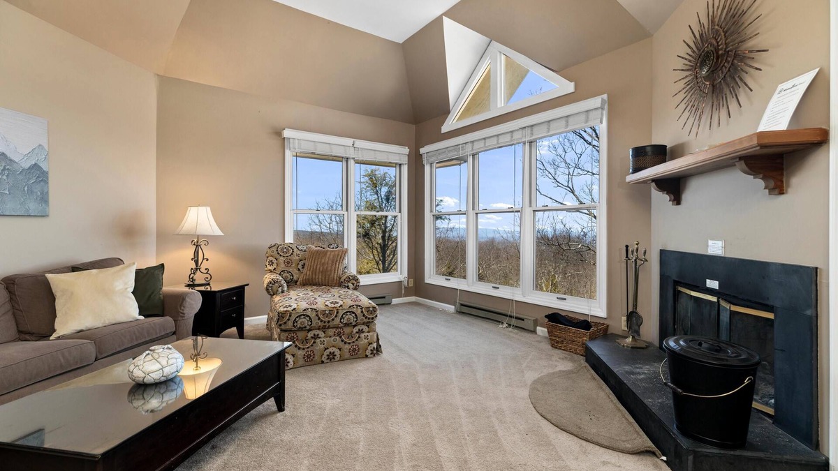 Nellysford Condo | Shenandoah Ridge 01 with Wintergreen Advantage