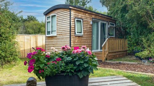 Beach Other | Shepherds hut Bath
